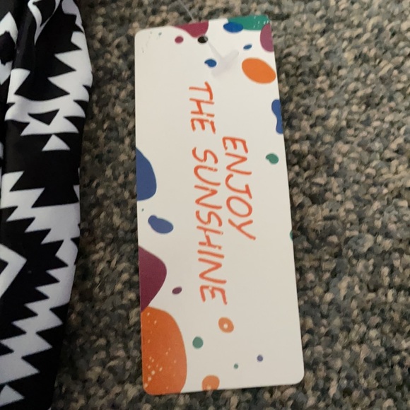 Enjoy the Sunshine Plus Size Tankini Aztec Swim Top - Picture 5 of 9